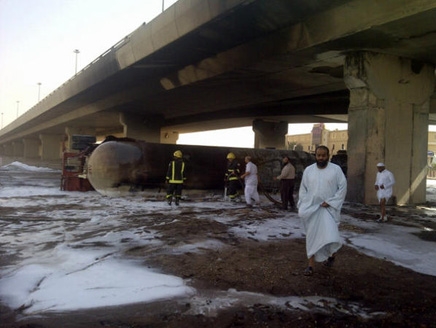 أربعة عشر قتيلا وعشرات الجرحى بانفجار في الرياض