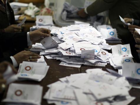 مصر تنتظر نتائج استفتاء الدستور 