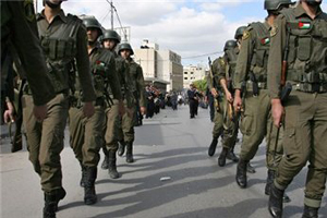 إصابات في قوى الأمن والشبان في اشتباكات مخيم الأمعري