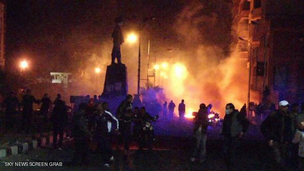 الجيش المصري يتولى مهام الأمن في بورسعيد