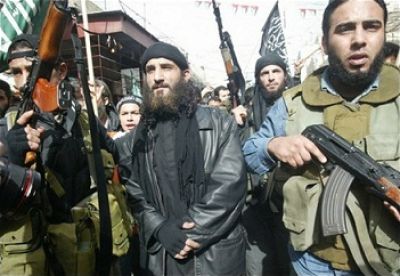 سلفي أردني يفتي يجواز سبي العلويات في معارك الشام