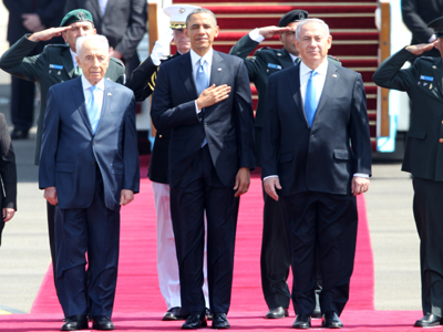 أوباما يصل إلى إسرائيل ويعلن التزامه الراسخ بأمنها