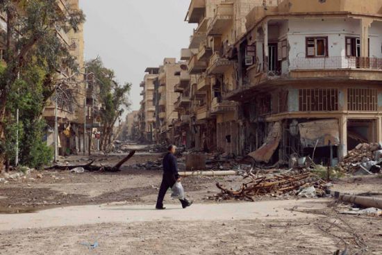 اشتباكات على أطراف دمشق والأسد يقر عقوبات للخطف 