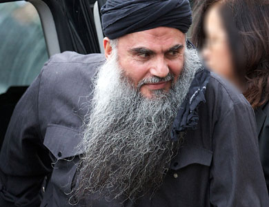 أبوقتادة من بريطانيا إلى الأردن بعد اتفاقية تسليم المطلوبين