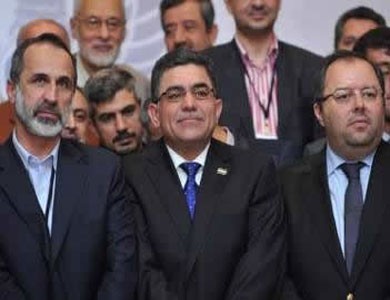 المعارضة السورية تجتمع الخميس للاتفاق على زعيم