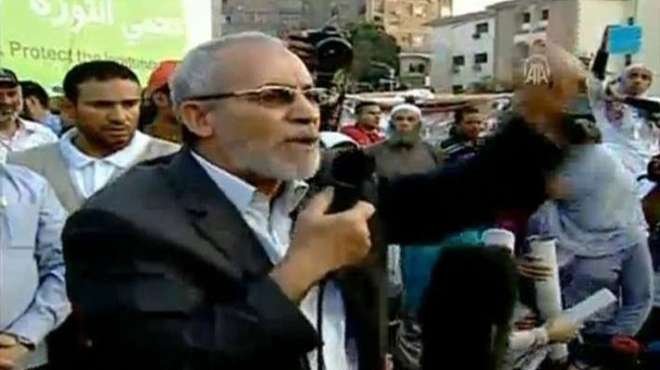 مصر.. مرشد “الإخوان” يحرض على “حرب شوارع” ضد الجيش&nbsp; 