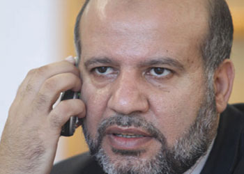 اتهامات متبادلة بين فتح وحماس ووصف تصريحات الأحمد بالحمقاء 