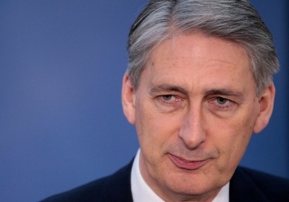 وزير الدفاع البريطاني:لندن لن تشارك في أي عمل عسكري ضد سوريا