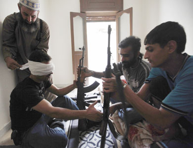 البنتاغون يضع خطة لتدريب المعارضة السورية المعتدلة وتجهيزها