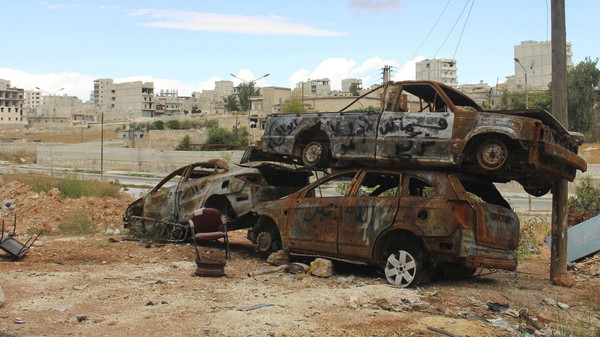 31 قتيلا بينهم جنود نظاميون في تفجير حماة بوسط سوريا