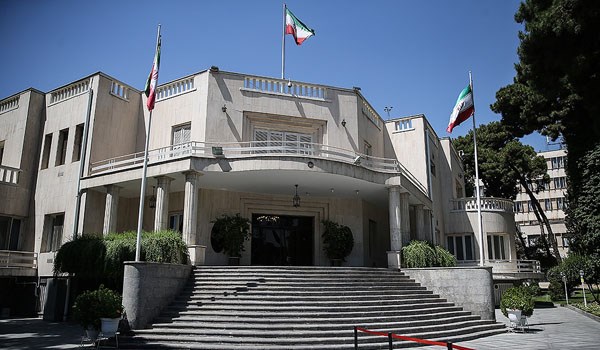 الرئاسة الإيرانية توضح موقفها من التفاوض مع واشنطن