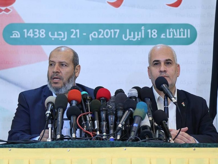 حماس:غزة مسئولية حكومة الحمدالله و لا نقبل التهديد ومستعدون لإنتخابات “ثلاثية” خلال 3 أشهر