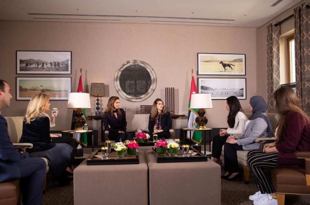 الملكة رانيا تلتقي الفائزين بجائزة الملكة رانيا لريادة التعليم