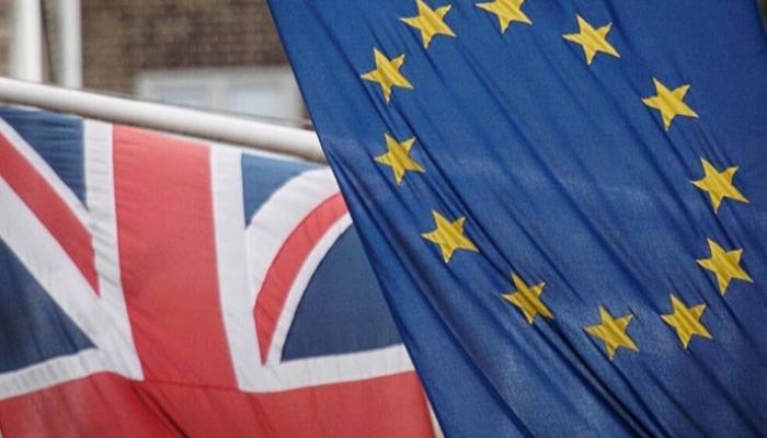 مفاوضات أوروبية بريطانية لتنظيم العلاقات التجارية بينهم