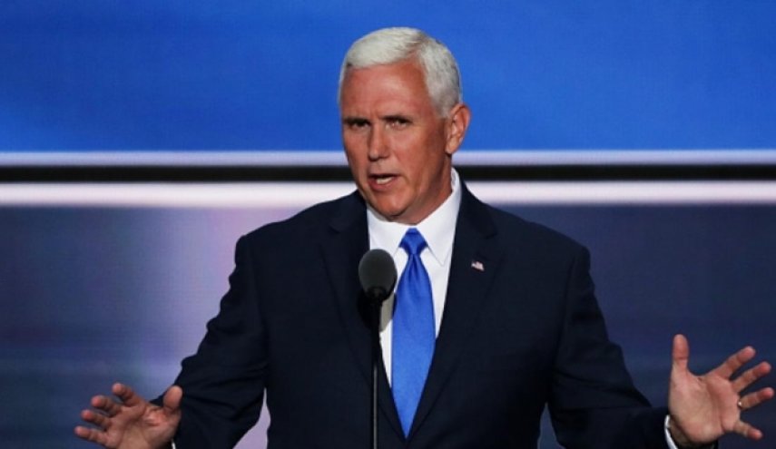 بلومبيرغ: نائب الرئيس الأمريكي بنس في العزل الصحي بعد تشخيص إصابة مساعدة بكورونا