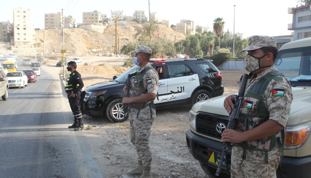 القوات المسلحة تنفذ خطة فرض الحظر الشامل في محافظات المملكة