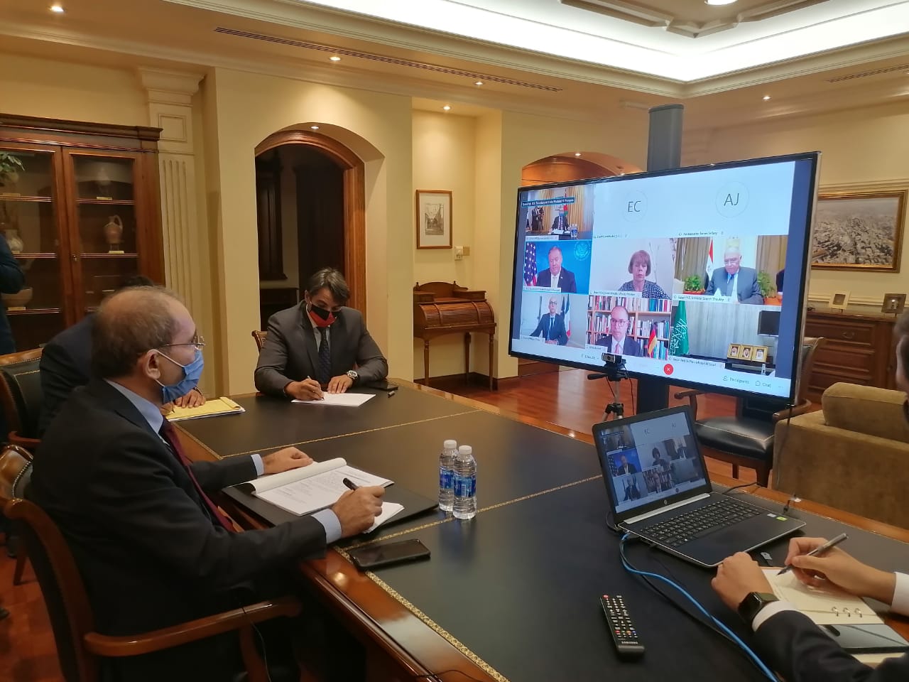 الخارجية ترحب بالاعلان عن اتفاق وقف نار دائم في ليبيا