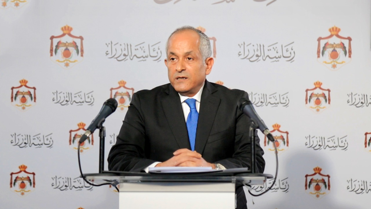 العايد: مقاربة الحكومة للتعامل مع وباء كورونا ترتكز على زيادة قدرة القطاع الصحي والرقابة على الالتزا