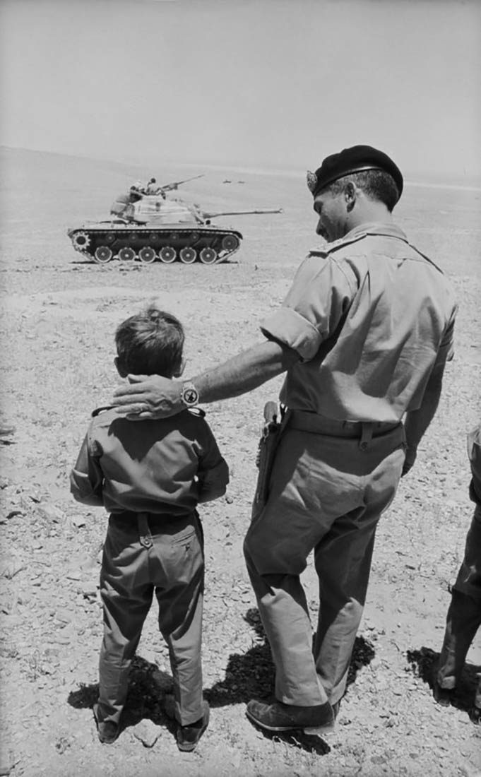 جلالة الملك: نستمد من مسيرة الحسين العزم والإرادة لمواصلة بناء وطننا العزيز