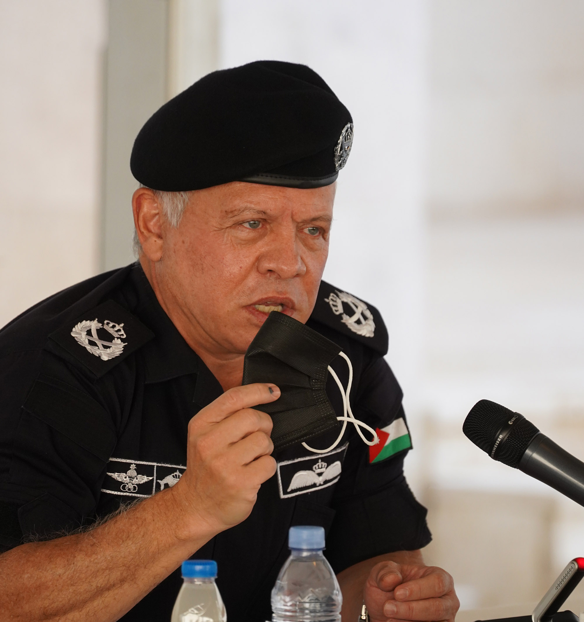 الملك يؤكد تقديره لجهود منتسبي مديرية الأمن العام في أداء الواجب