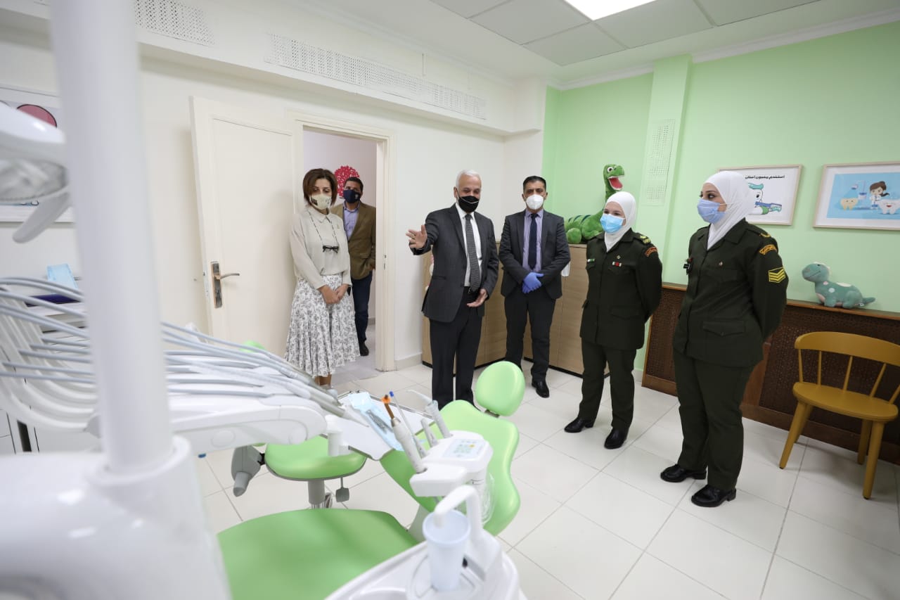 مندوباً عن ولي العهد.. وزير التنمية يطلق خدمات عيادة أسنان متكاملة للأيتام