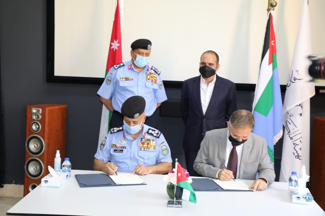 نائب الملك يشهد توقيع مذكرة تفاهم لتأطير التعاون بين الهيئة الملكية الأردنية للأفلام ومديرية الأمن