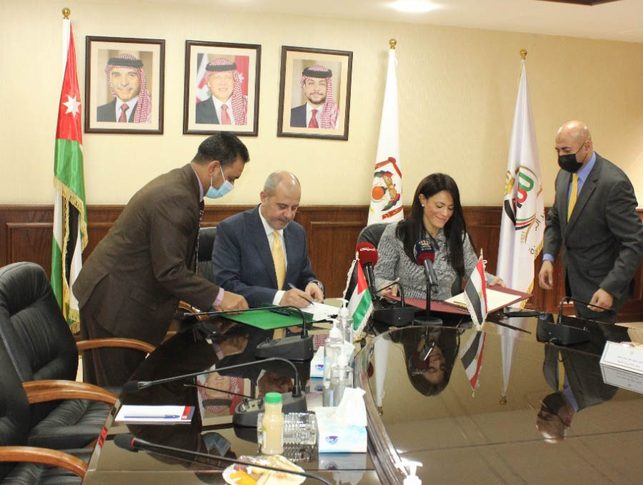 الأردن ومصر يوقعان محضر اجتماع لجنة المتابعة الوزارية لزيادة التعاون الثنائي