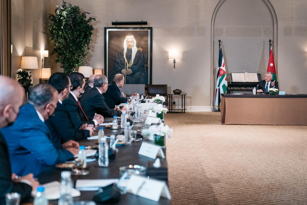 جلالة الملك يعتبر إقرار النواب لقانون الأحزاب خطوة مهمة في مسيرة التحديث السياسي