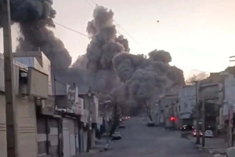 إسرائيل تشن ضربة جديدة على طهران.. وتكشف بنك الأهداف