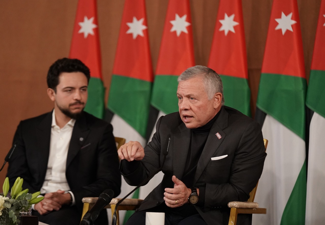 جلالة الملك: أنهينا خطط التحديث بمساراته الثلاث وننتظر من الحكومات العمل والتنفيذ