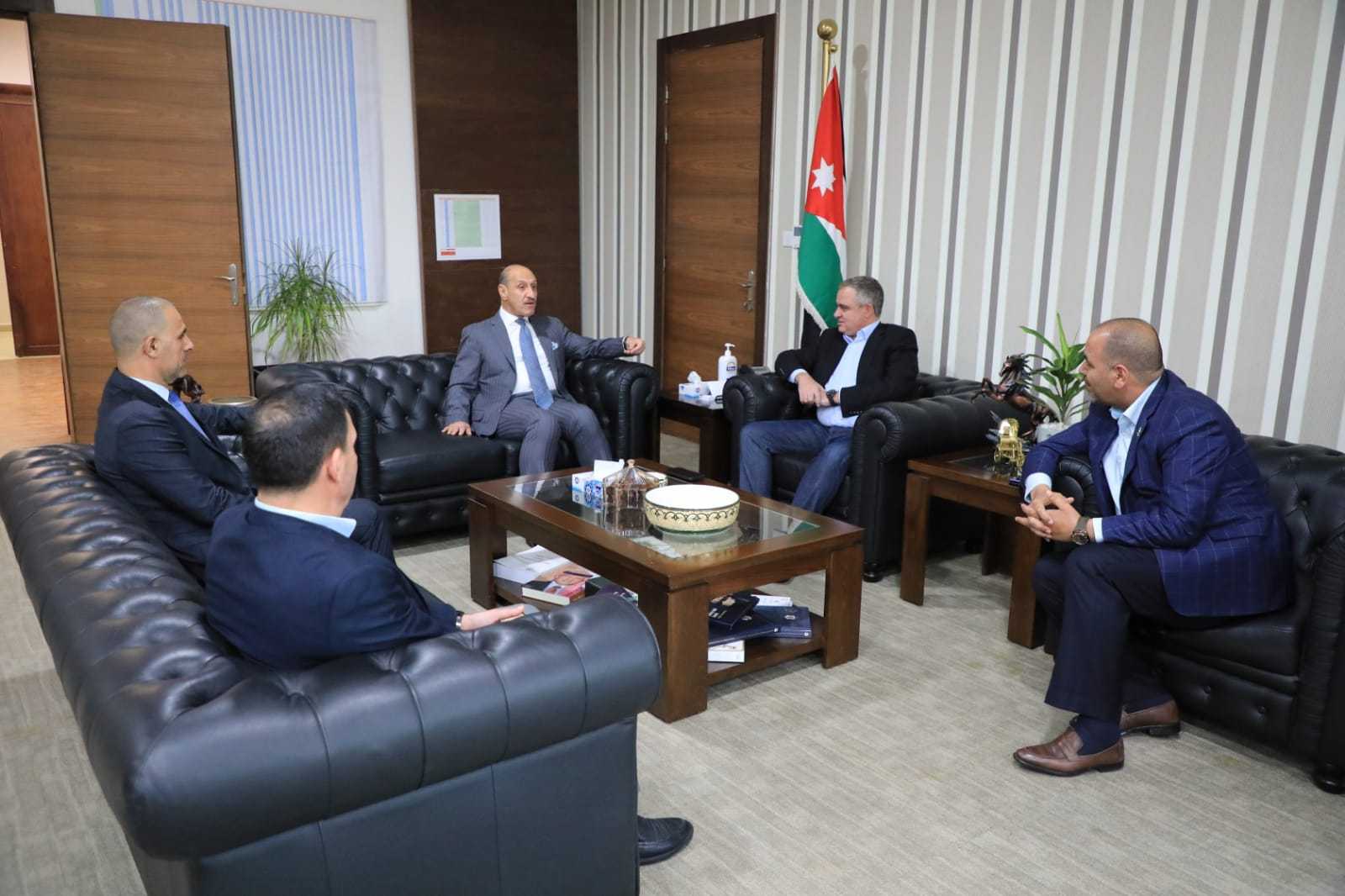 وزير الشباب يبحث ونظيره العراقي سبل تعزيز التعاون المشترك