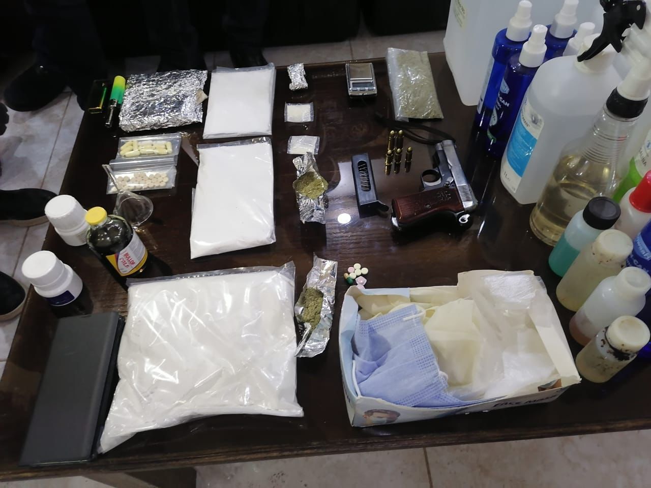 مكافحة المخدرات تنفذ 3 عمليات نوعية في محافظة العقبة ولواء الرمثا