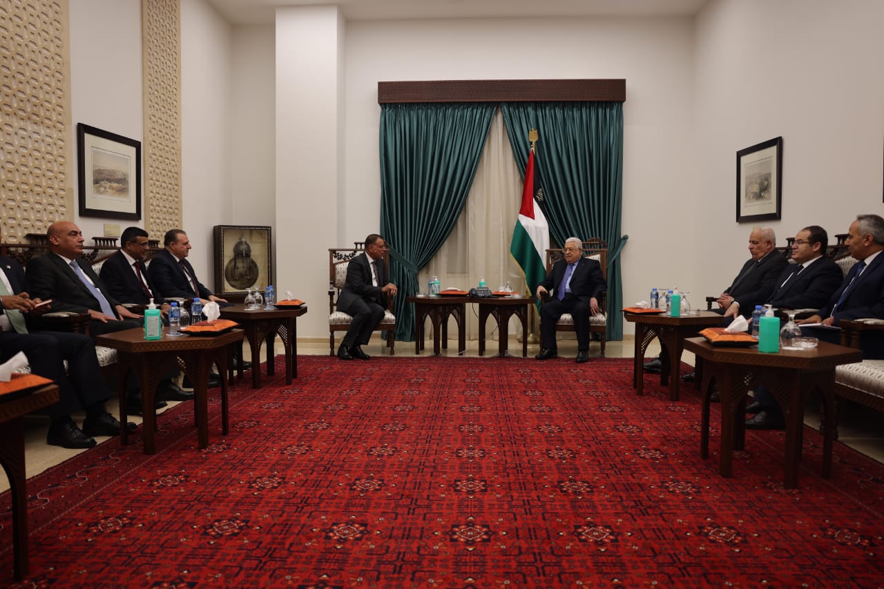 الفراية يلتقي الرئيس الفلسطيني برام الله