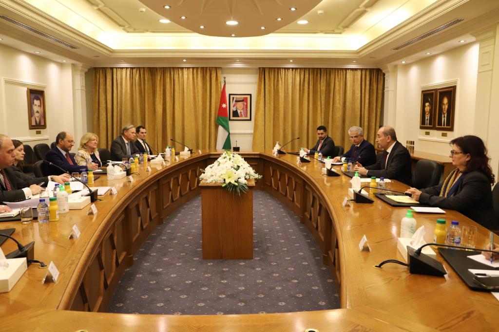 الصفدي يلتقي وفد المجموعة البريطانية في الاتحاد البرلماني الدولي
