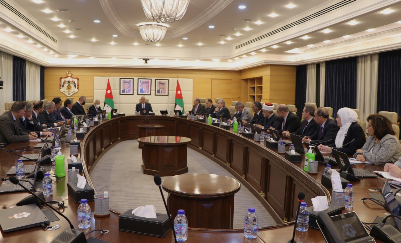 مجلس الوزراء يوافق على الأسباب الموجبة لمشروع نظام مساءلة رؤساء وأعضاء مجالس المحافظات والبلدية