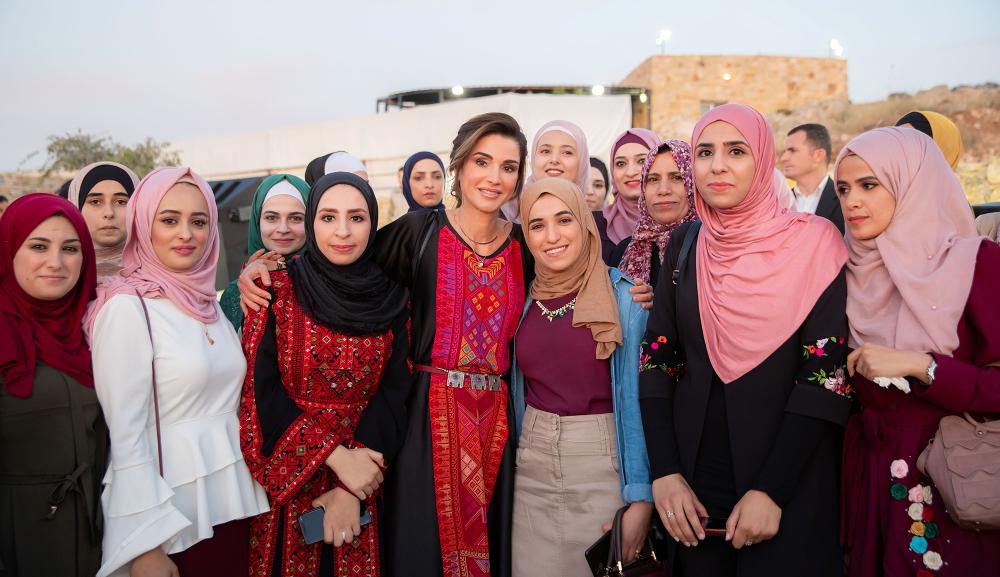 الملكة رانيا تحضر مأدبة إفطار في الطفيلة