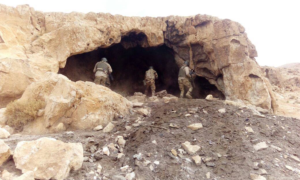 تصفية 3 تكفيريين بنيران الجيش المصري في سيناء