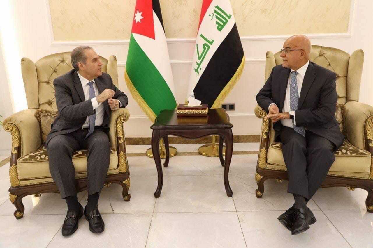 الهواري يصل العراق لبحث وتعزيز آفاق التعاون الصحي بين البلدين