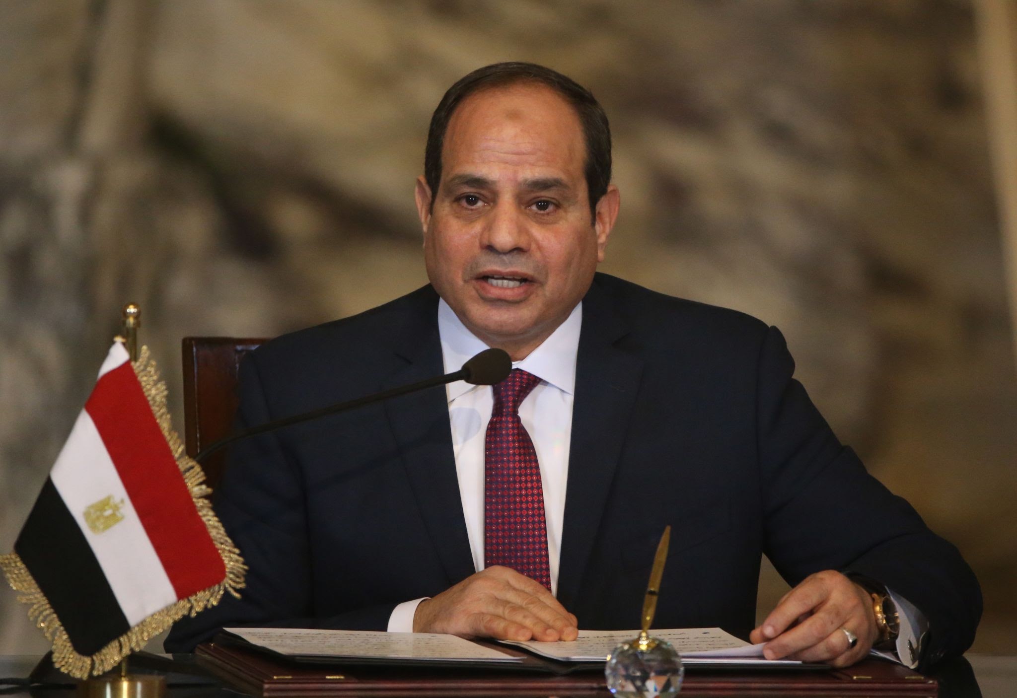 السيسي يثمن إعلان “بريكس” دعوة مصر للانضمام للمجموعة
