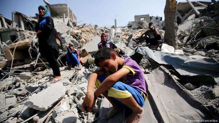 الحرب في اليوم143: شهداء بالعشرات وتجدد قصف الجوعى بغزة