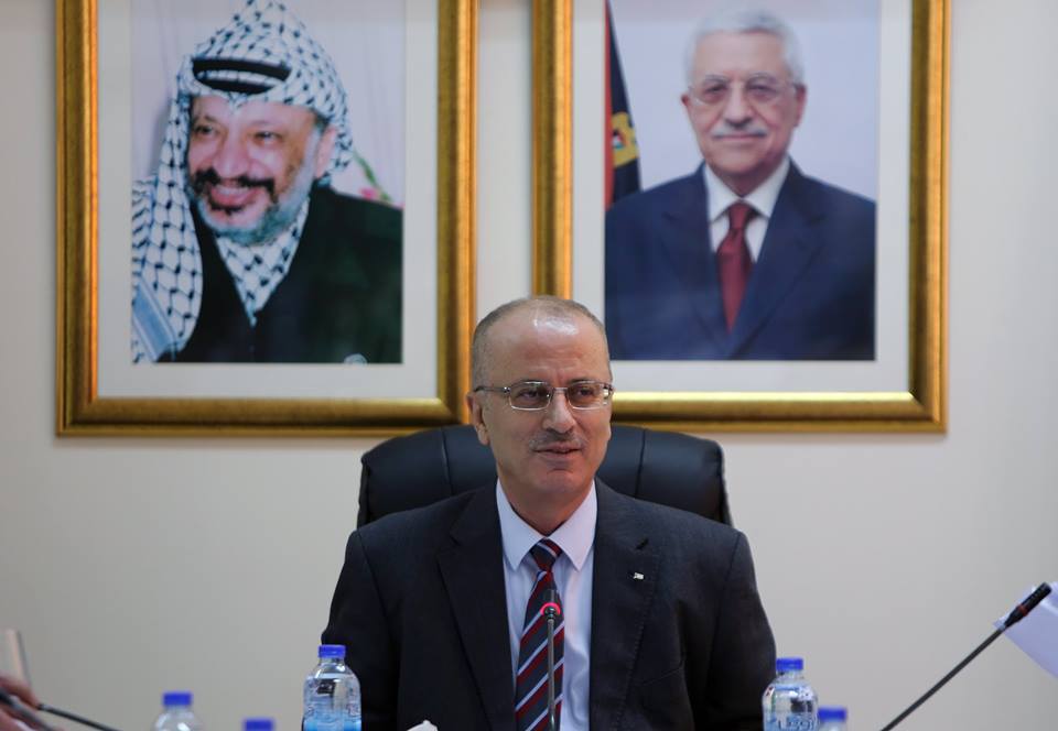 مجلس الوزراء يؤكد على ضرورة التزام حماس بخطة السيد الرئيس لاستعادة الوحدة الوطنية