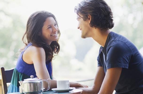 5 أمور تزيد إعجاب الرجل بالمرأة