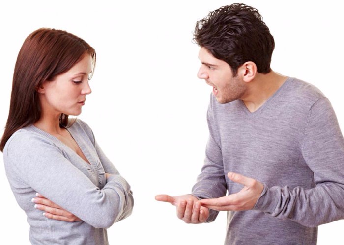 الزوج النكدي.. طاقة سلبية تنعكس على الزوجة والأسرة