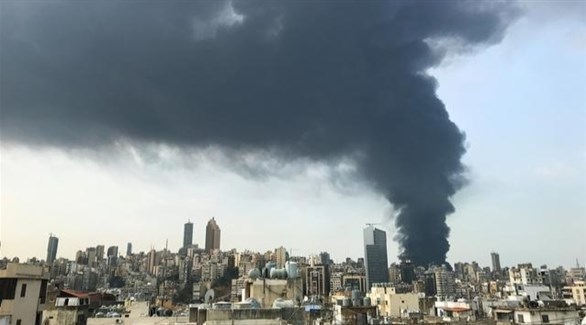 حريق ضخم في مرفأ بيروت يثير الرعب بعد أسابيع من الانفجار المروع