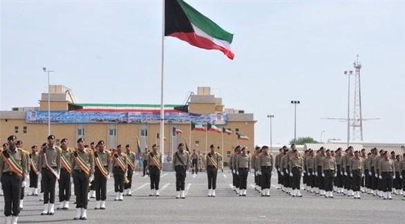 الكويت: الجيش يجري تدريبات بالذخيرة الحية