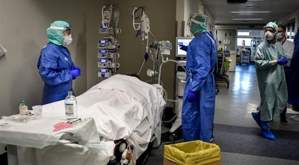 إصابات كورونا تقترب من 31 مليوناً