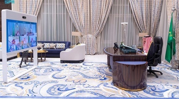 السعودية تتهم إيران بإطالة الأزمة اليمنية بتهريب الصواريخ والأسلحة للحوثيين