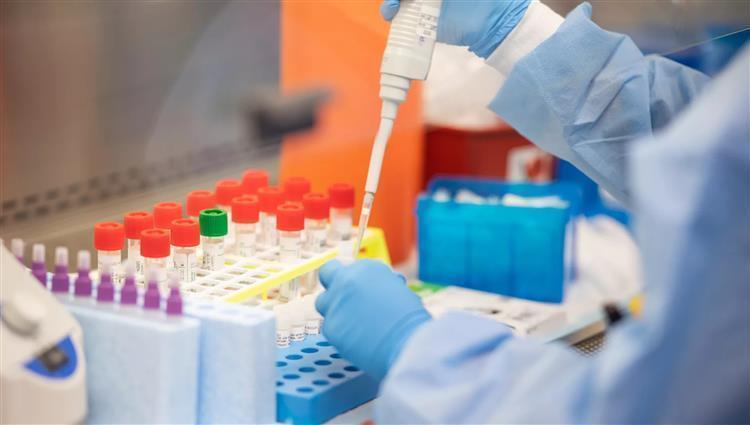 نجاح اختبارات أول لقاح في العالم مضاد لكورونا في جامعة روسية