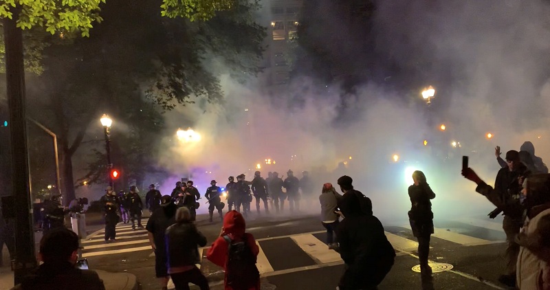 مجلس النواب الأمريكي يبحث مشروع قانون لمكافحة عنصرية وعنف الشرطة