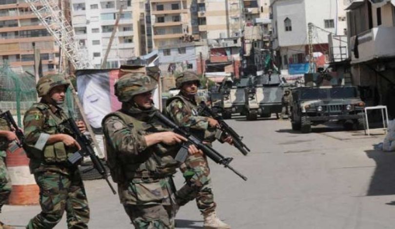 مقتل جندي لبناني جراء هجمات على مواقع عسكرية شرقي البلاد